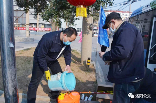關(guān)鍵時刻，黨員挺身而出